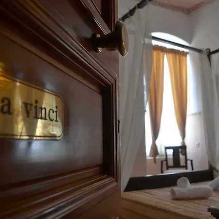 Monte Kristo Hotel
